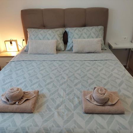 Valux Apartman Pula Ngoại thất bức ảnh